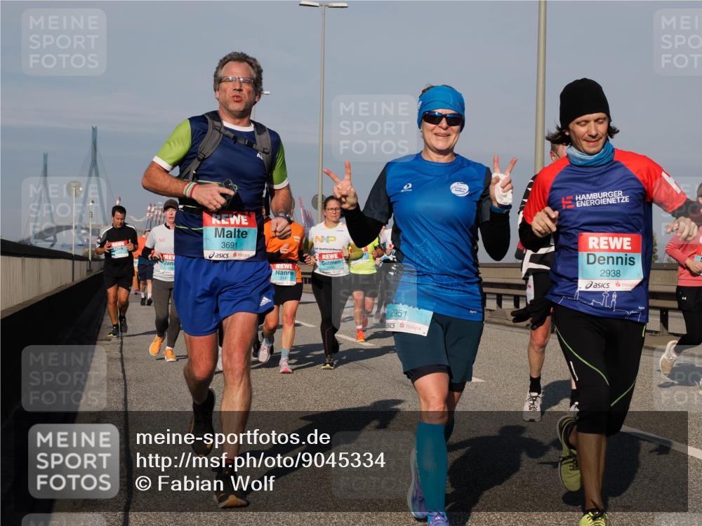 03.10.2025 - Köhlbrandbrückenlauf Fabian Wolf http://msf.ph/oto/9045334 03.10.2025 09:57:45 Position 3 361, 3691, 2147, 2951, 2938 meine-sportfotos.de