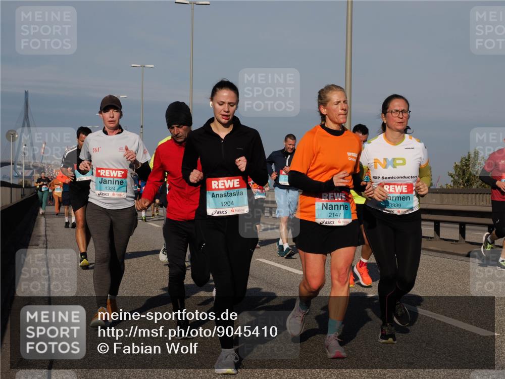 03.10.2025 - Köhlbrandbrückenlauf Fabian Wolf http://msf.ph/oto/9045410 03.10.2025 09:57:47 Position 3 361, 1324, 1204, 3339, 2147 meine-sportfotos.de