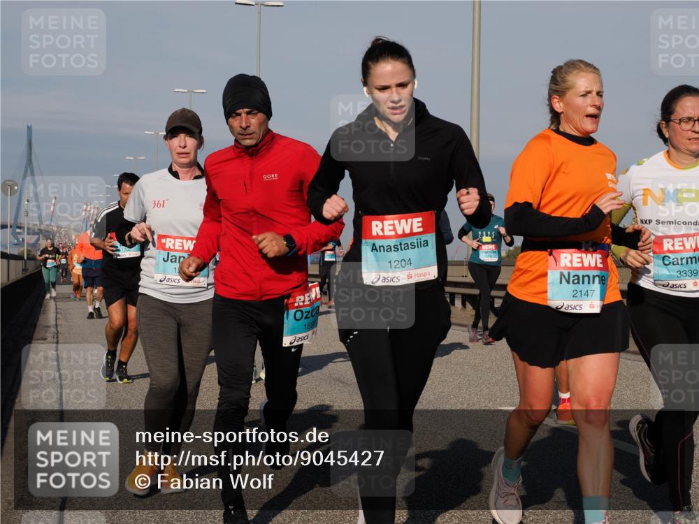03.10.2025 - Köhlbrandbrückenlauf Fabian Wolf http://msf.ph/oto/9045427 03.10.2025 09:57:48 Position 3 361, 1891, 1204, 20, 25, 2147, 3339 meine-sportfotos.de