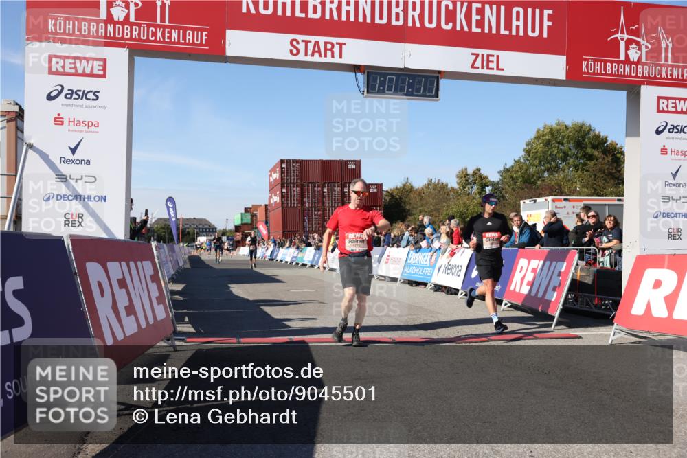 03.10.2025 - Köhlbrandbrückenlauf Lena Gebhardt http://msf.ph/oto/9045501 03.10.2025 13:01:11 Ziel 4039, 4140, 4425, 4737, 5779, 6614 meine-sportfotos.de