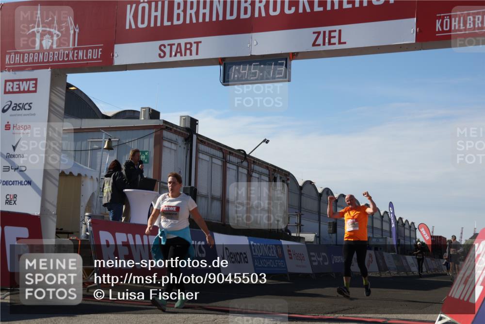 03.10.2025 - Köhlbrandbrückenlauf Luisa Fischer http://msf.ph/oto/9045503 03.10.2025 13:45:12 Ziel 5015, 6264 meine-sportfotos.de