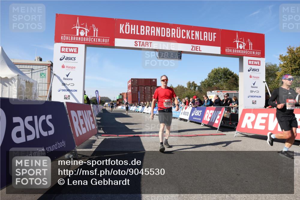 03.10.2025 - Köhlbrandbrückenlauf Lena Gebhardt http://msf.ph/oto/9045530 03.10.2025 13:01:12 Ziel 4039, 4140, 4425, 4737, 5779, 6614 meine-sportfotos.de
