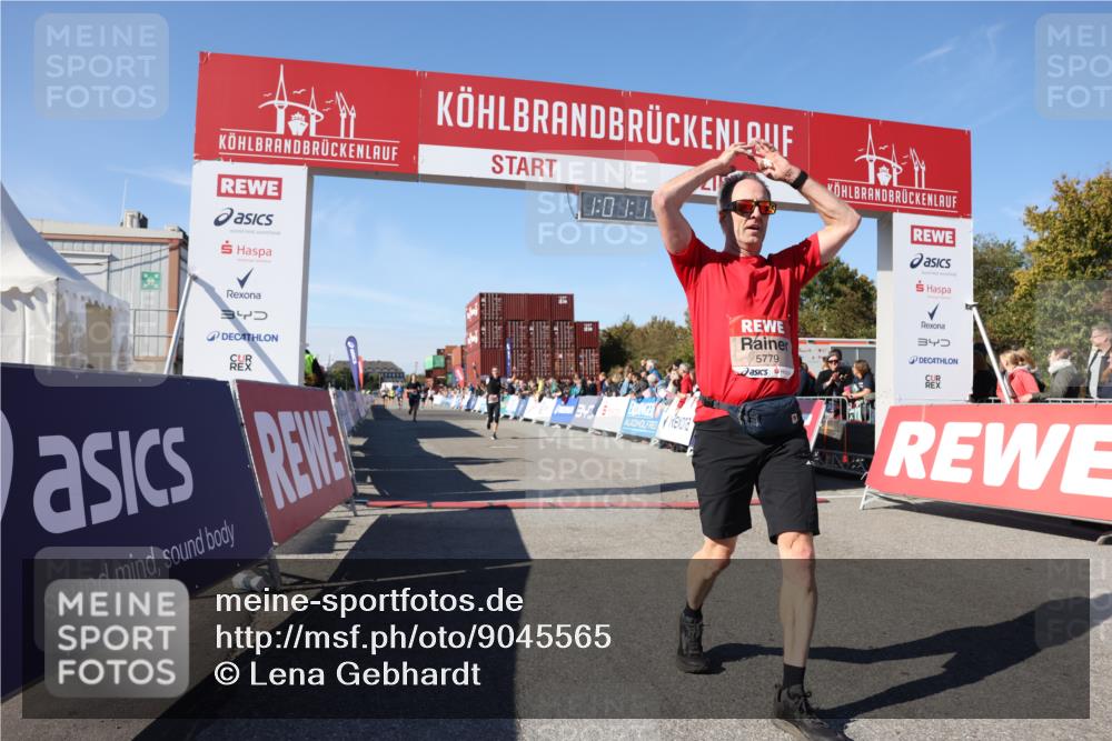 03.10.2025 - Köhlbrandbrückenlauf Lena Gebhardt http://msf.ph/oto/9045565 03.10.2025 13:01:14 Ziel 4039, 4140, 4737, 5779, 6307, 6614 meine-sportfotos.de