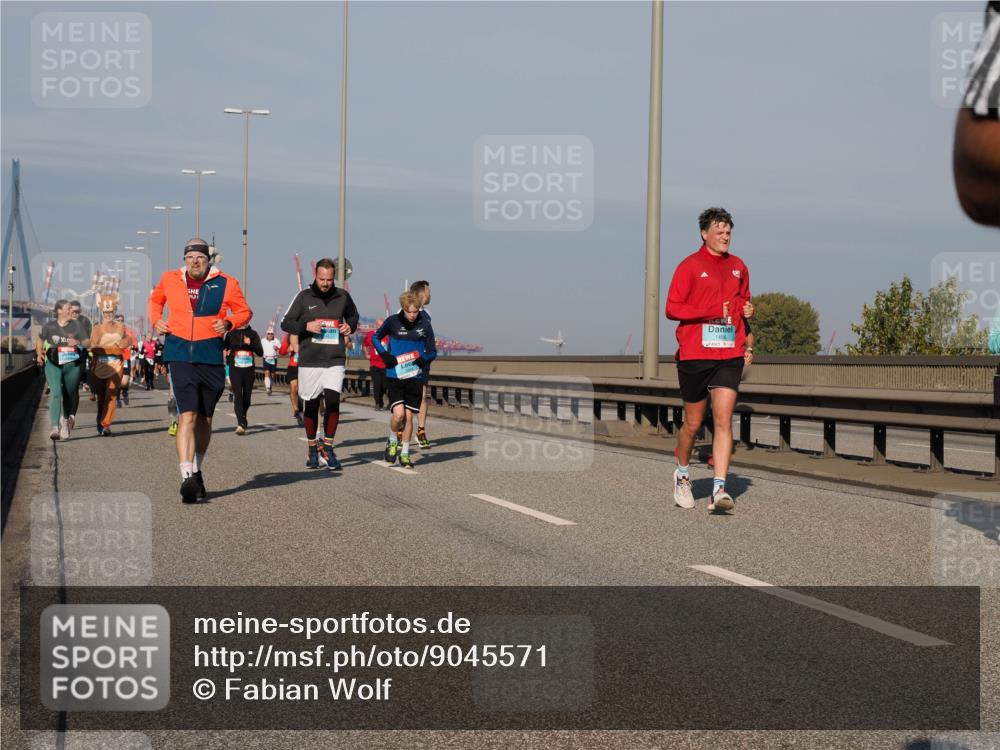 03.10.2025 - Köhlbrandbrückenlauf Fabian Wolf http://msf.ph/oto/9045571 03.10.2025 09:57:53 Position 3 11, 21 meine-sportfotos.de