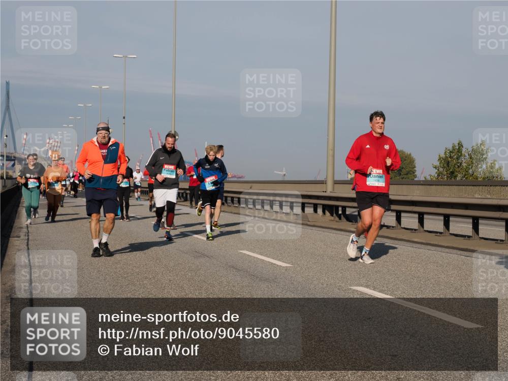 03.10.2025 - Köhlbrandbrückenlauf Fabian Wolf http://msf.ph/oto/9045580 03.10.2025 09:57:53 Position 3  meine-sportfotos.de