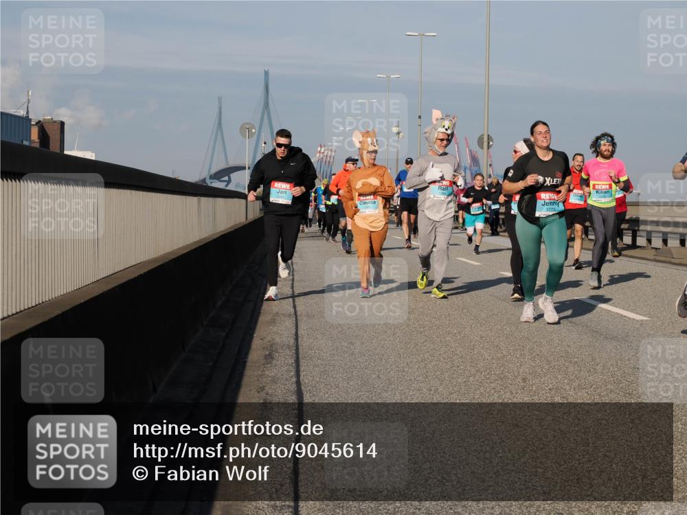 03.10.2025 - Köhlbrandbrückenlauf Fabian Wolf http://msf.ph/oto/9045614 03.10.2025 09:57:57 Position 3 1773 meine-sportfotos.de
