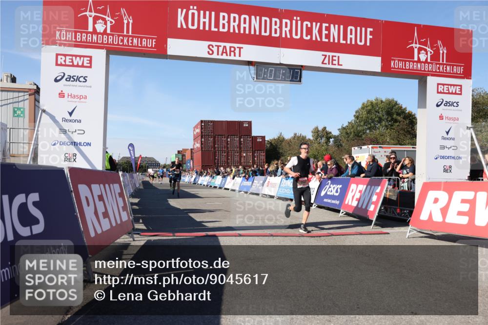 03.10.2025 - Köhlbrandbrückenlauf Lena Gebhardt http://msf.ph/oto/9045617 03.10.2025 13:01:17 Ziel 4039, 4737, 5779, 5915, 6307, 6614 meine-sportfotos.de
