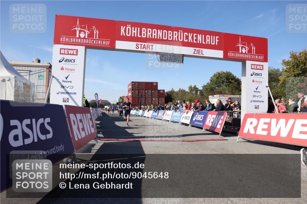 03.10.2025 - Köhlbrandbrückenlauf Lena Gebhardt http://msf.ph/oto/9045648 03.10.2025 13:01:19 Ziel 4199, 4737, 5779, 5915, 6187, 6307, 6614 meine-sportfotos.de