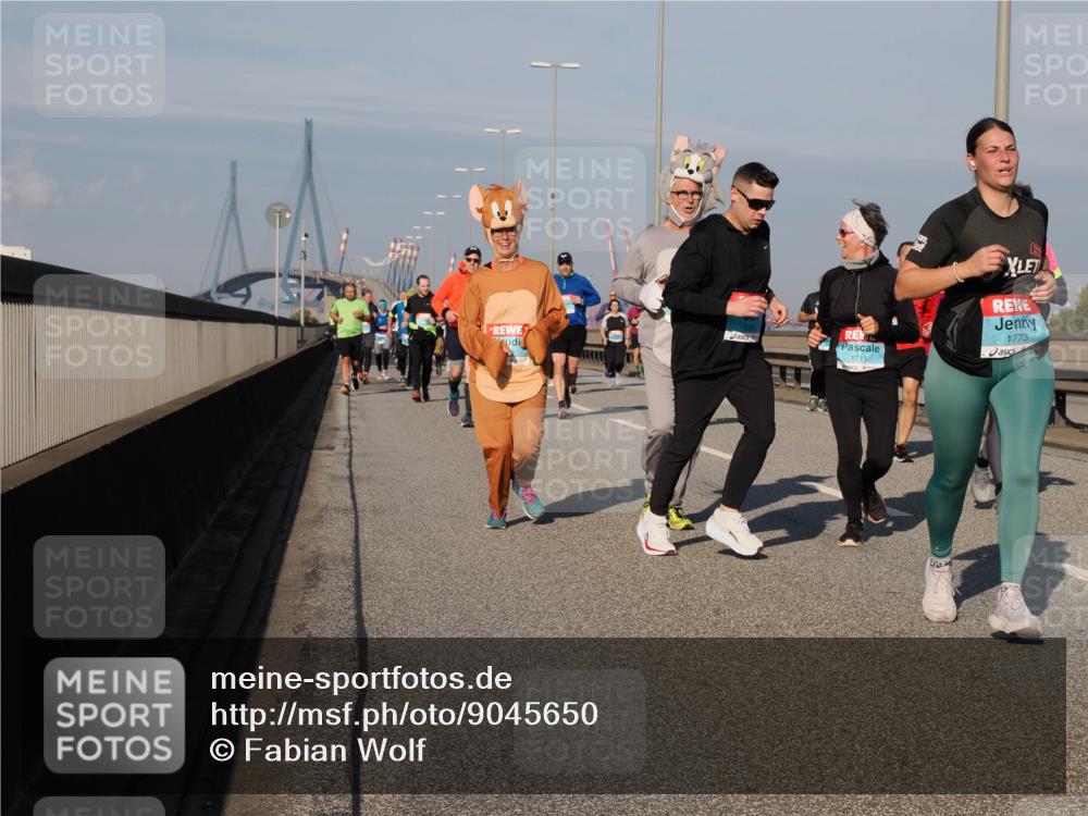 03.10.2025 - Köhlbrandbrückenlauf Fabian Wolf http://msf.ph/oto/9045650 03.10.2025 09:57:59 Position 3 1711, 1773 meine-sportfotos.de