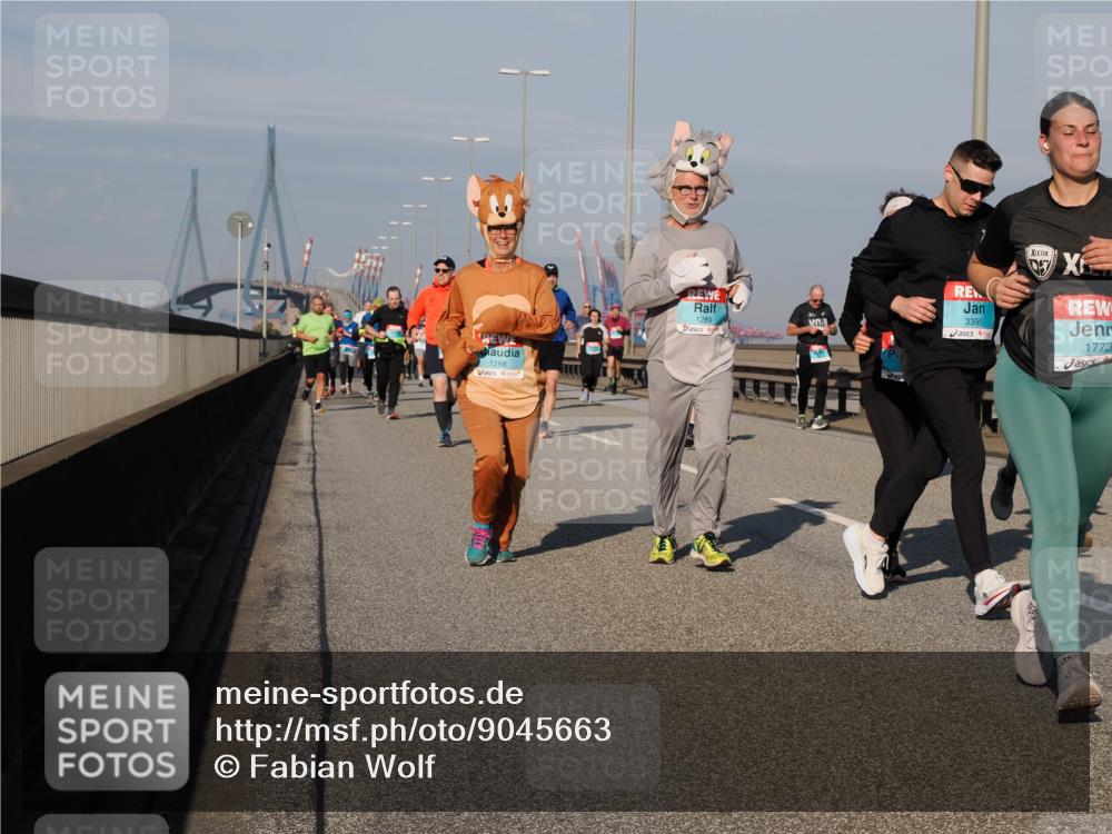 03.10.2025 - Köhlbrandbrückenlauf Fabian Wolf http://msf.ph/oto/9045663 03.10.2025 09:57:59 Position 3 1288, 1289, 3395, 1773 meine-sportfotos.de