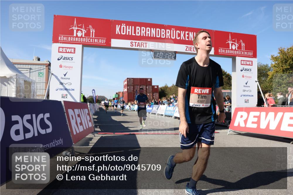 03.10.2025 - Köhlbrandbrückenlauf Lena Gebhardt http://msf.ph/oto/9045709 03.10.2025 13:01:22 Ziel 4199, 4304, 4737, 5915, 6187, 6307, 6775 meine-sportfotos.de
