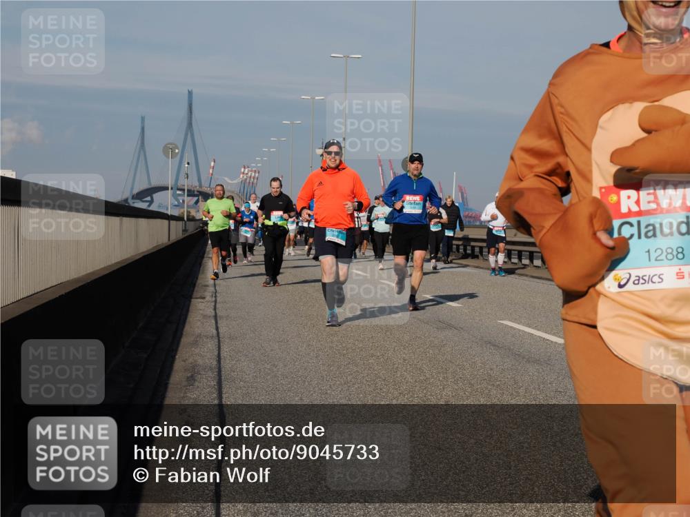 03.10.2025 - Köhlbrandbrückenlauf Fabian Wolf http://msf.ph/oto/9045733 03.10.2025 09:58:02 Position 3 1288 meine-sportfotos.de