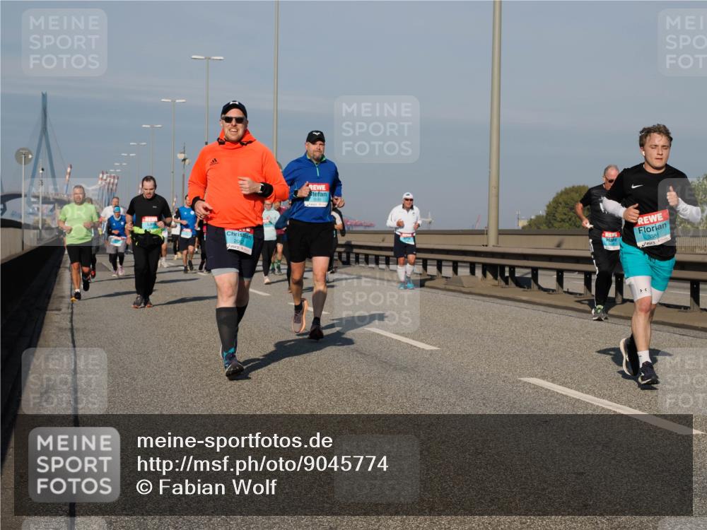 03.10.2025 - Köhlbrandbrückenlauf Fabian Wolf http://msf.ph/oto/9045774 03.10.2025 09:58:04 Position 3 2007, 1510, 3381 meine-sportfotos.de