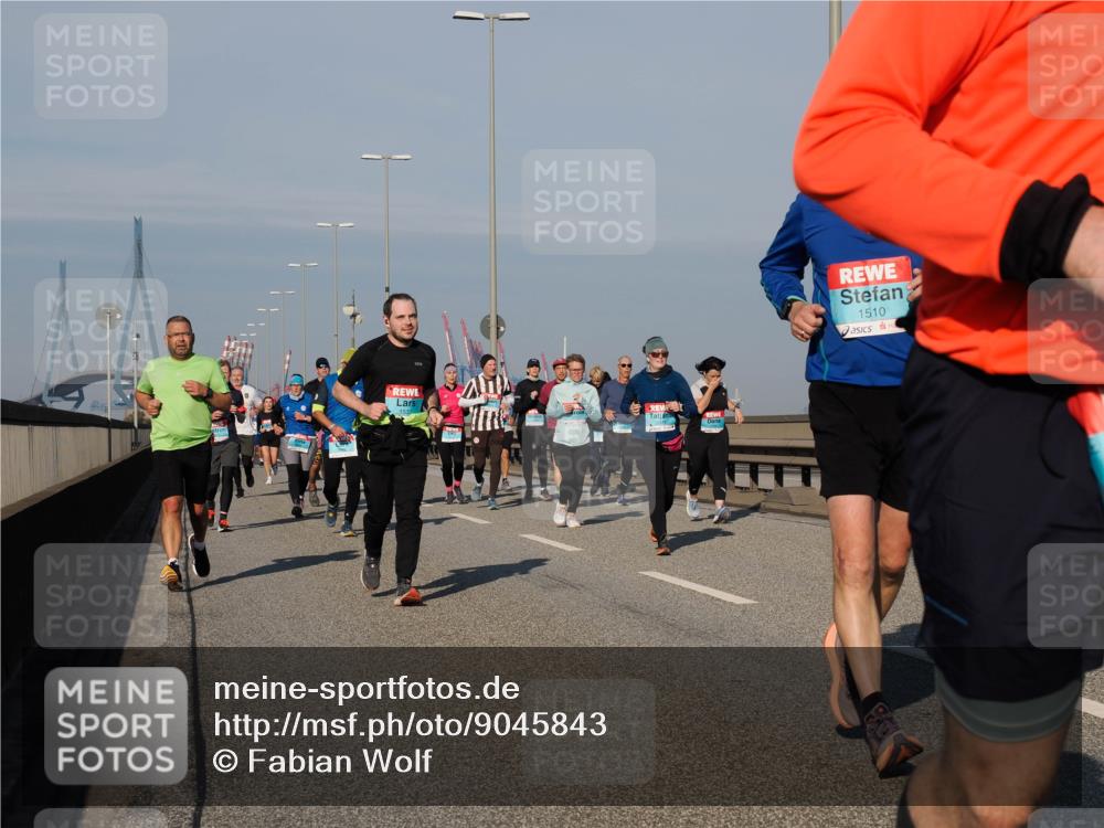03.10.2025 - Köhlbrandbrückenlauf Fabian Wolf http://msf.ph/oto/9045843 03.10.2025 09:58:06 Position 3 1537, 1510 meine-sportfotos.de