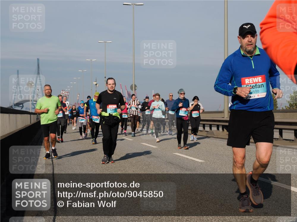 03.10.2025 - Köhlbrandbrückenlauf Fabian Wolf http://msf.ph/oto/9045850 03.10.2025 09:58:07 Position 3 1537, 1510 meine-sportfotos.de