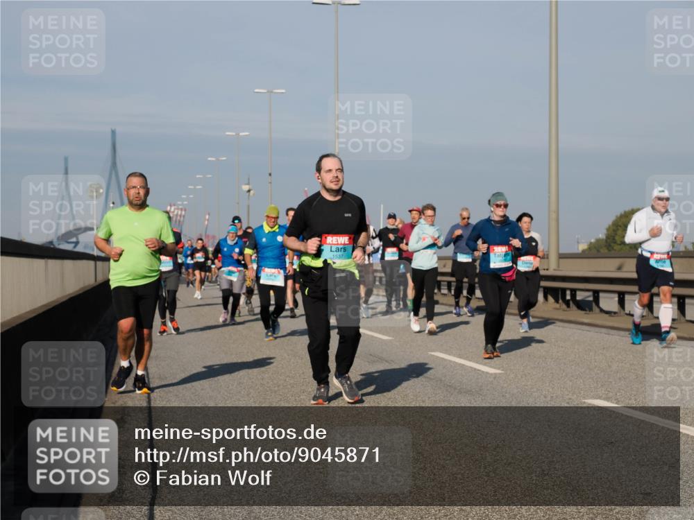 03.10.2025 - Köhlbrandbrückenlauf Fabian Wolf http://msf.ph/oto/9045871 03.10.2025 09:58:08 Position 3 1537 meine-sportfotos.de