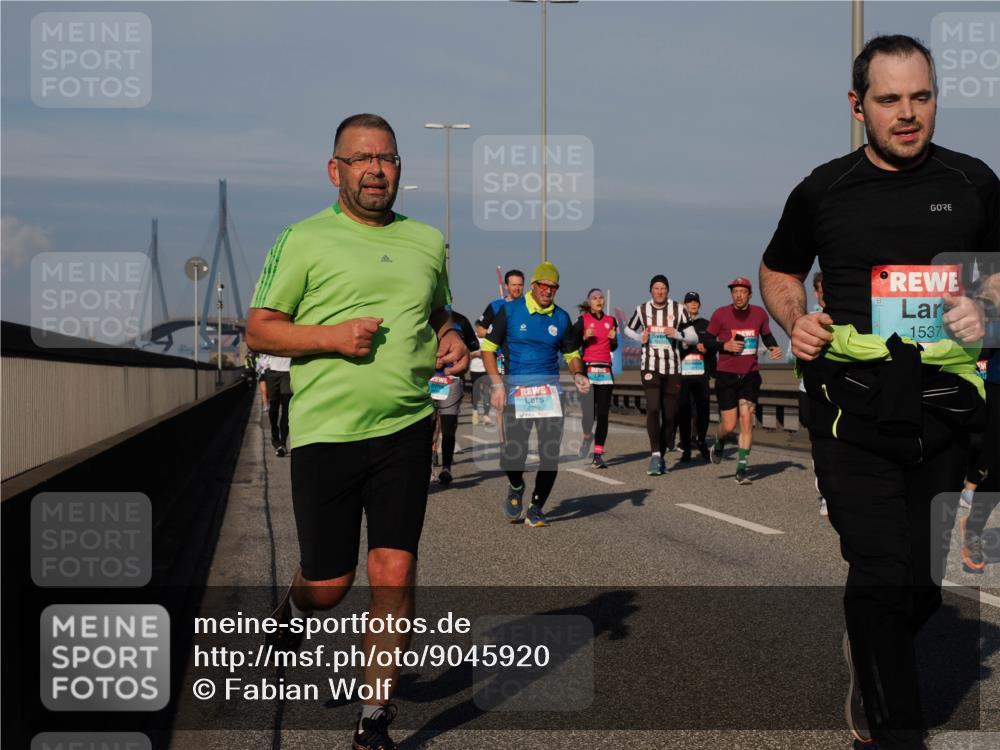 03.10.2025 - Köhlbrandbrückenlauf Fabian Wolf http://msf.ph/oto/9045920 03.10.2025 09:58:09 Position 3 1537 meine-sportfotos.de