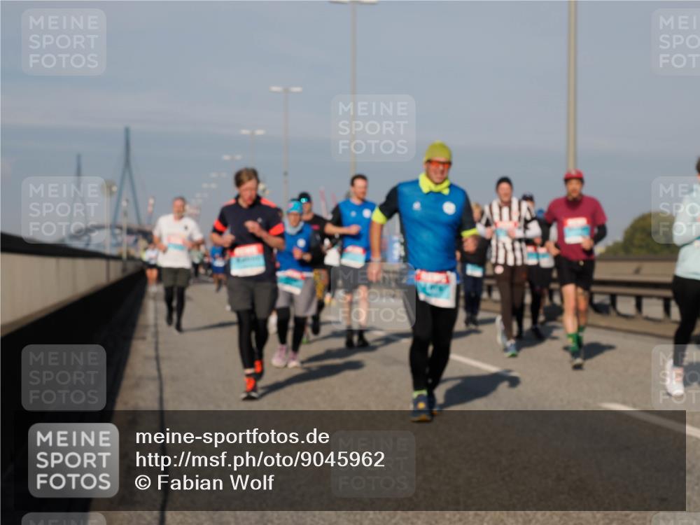 03.10.2025 - Köhlbrandbrückenlauf Fabian Wolf http://msf.ph/oto/9045962 03.10.2025 09:58:11 Position 3  meine-sportfotos.de