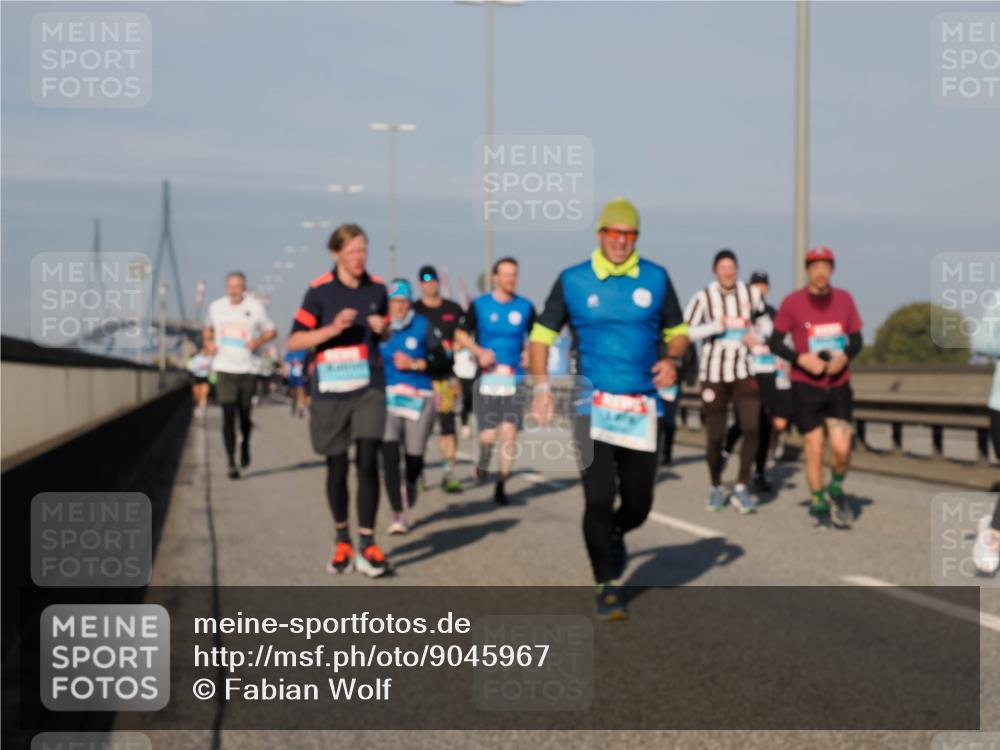03.10.2025 - Köhlbrandbrückenlauf Fabian Wolf http://msf.ph/oto/9045967 03.10.2025 09:58:11 Position 3  meine-sportfotos.de