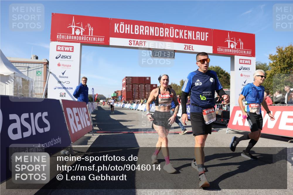 03.10.2025 - Köhlbrandbrückenlauf Lena Gebhardt http://msf.ph/oto/9046014 03.10.2025 13:01:37 Ziel 4047, 4073, 4219, 4220, 4257, 4284, 4292, 4304, 5424, 6775, 6801 meine-sportfotos.de