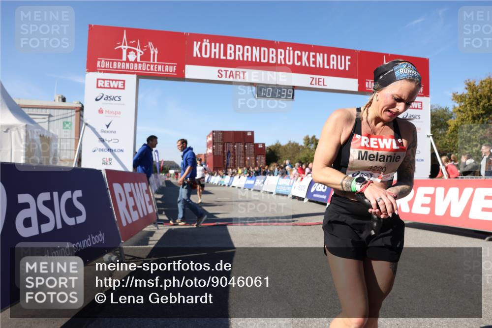 03.10.2025 - Köhlbrandbrückenlauf Lena Gebhardt http://msf.ph/oto/9046061 03.10.2025 13:01:39 Ziel 4047, 4073, 4219, 4220, 4257, 4284, 4292, 5424, 5671, 6801 meine-sportfotos.de