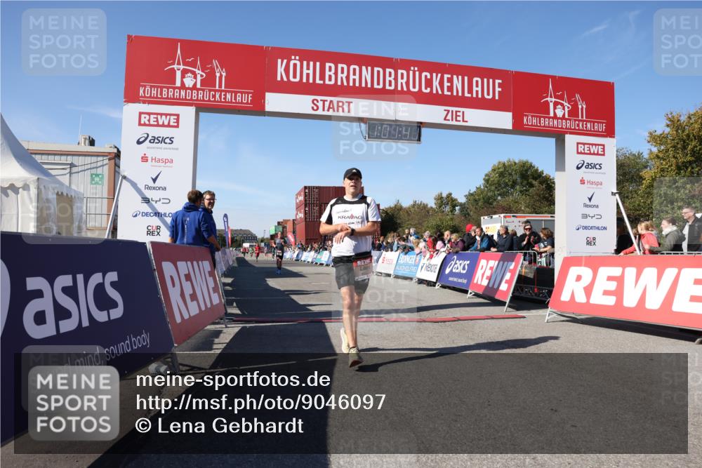 03.10.2025 - Köhlbrandbrückenlauf Lena Gebhardt http://msf.ph/oto/9046097 03.10.2025 13:01:42 Ziel 4047, 4220, 4257, 5424, 5671, 6801 meine-sportfotos.de