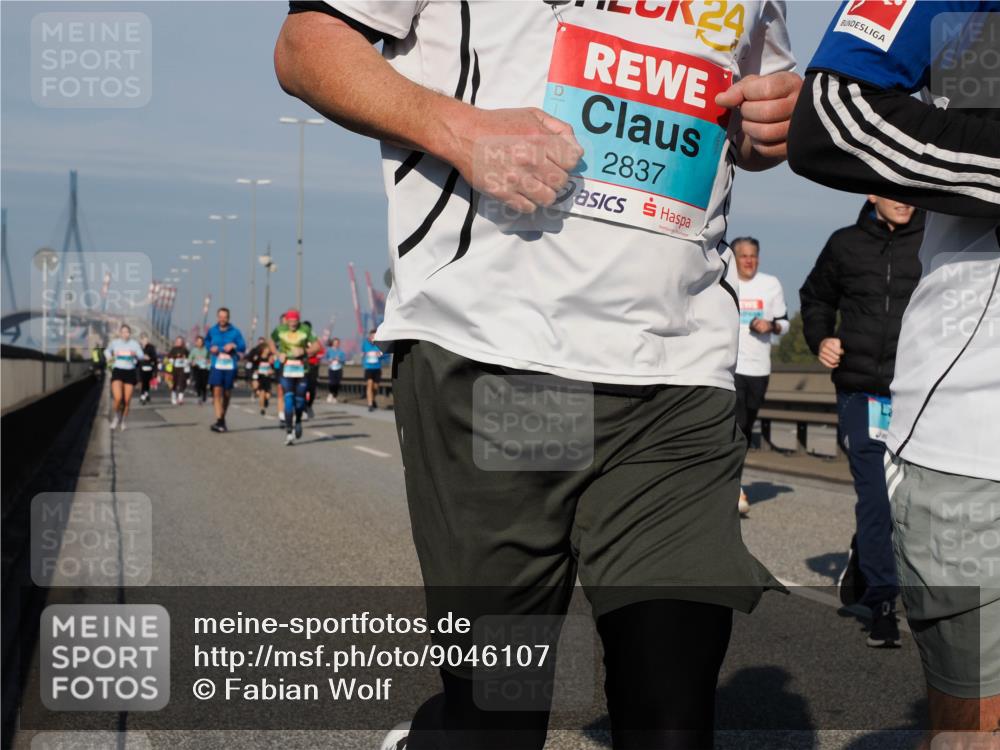 03.10.2025 - Köhlbrandbrückenlauf Fabian Wolf http://msf.ph/oto/9046107 03.10.2025 09:58:17 Position 3 2837 meine-sportfotos.de