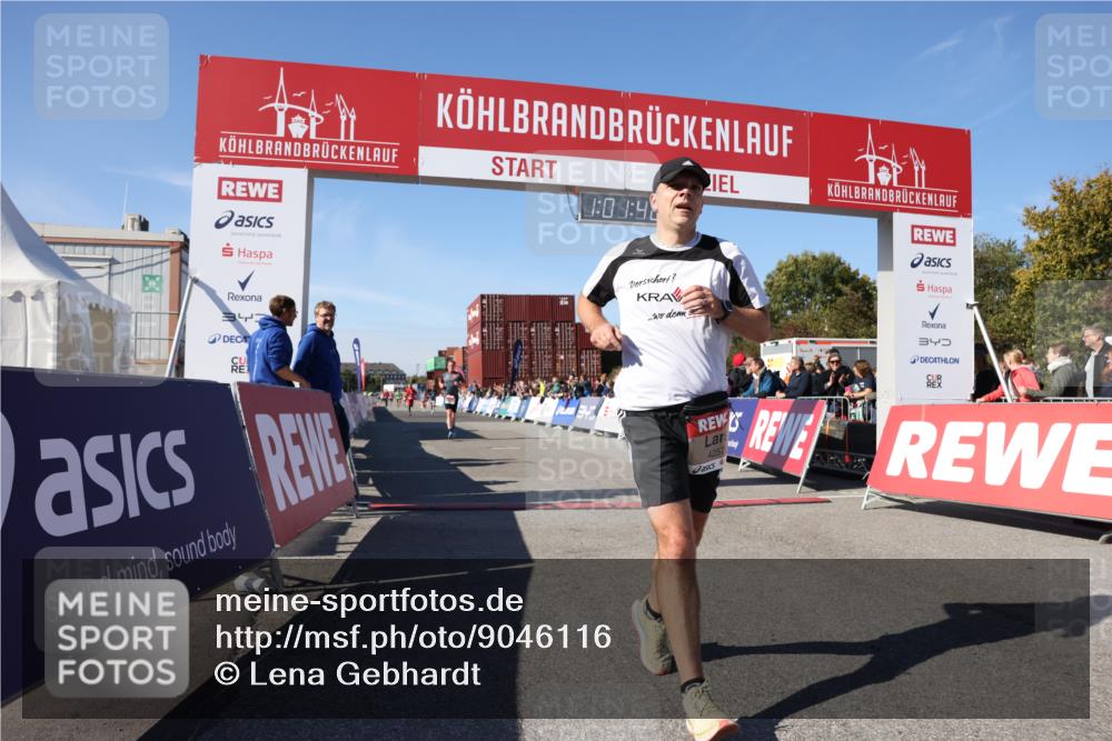 03.10.2025 - Köhlbrandbrückenlauf Lena Gebhardt http://msf.ph/oto/9046116 03.10.2025 13:01:42 Ziel 4047, 4220, 4257, 5424, 5671, 6801 meine-sportfotos.de