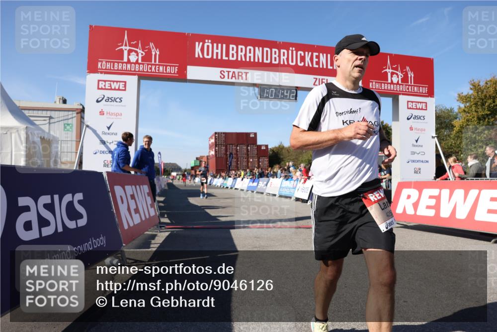 03.10.2025 - Köhlbrandbrückenlauf Lena Gebhardt http://msf.ph/oto/9046126 03.10.2025 13:01:43 Ziel 4047, 4220, 4257, 5671, 5739, 6801 meine-sportfotos.de