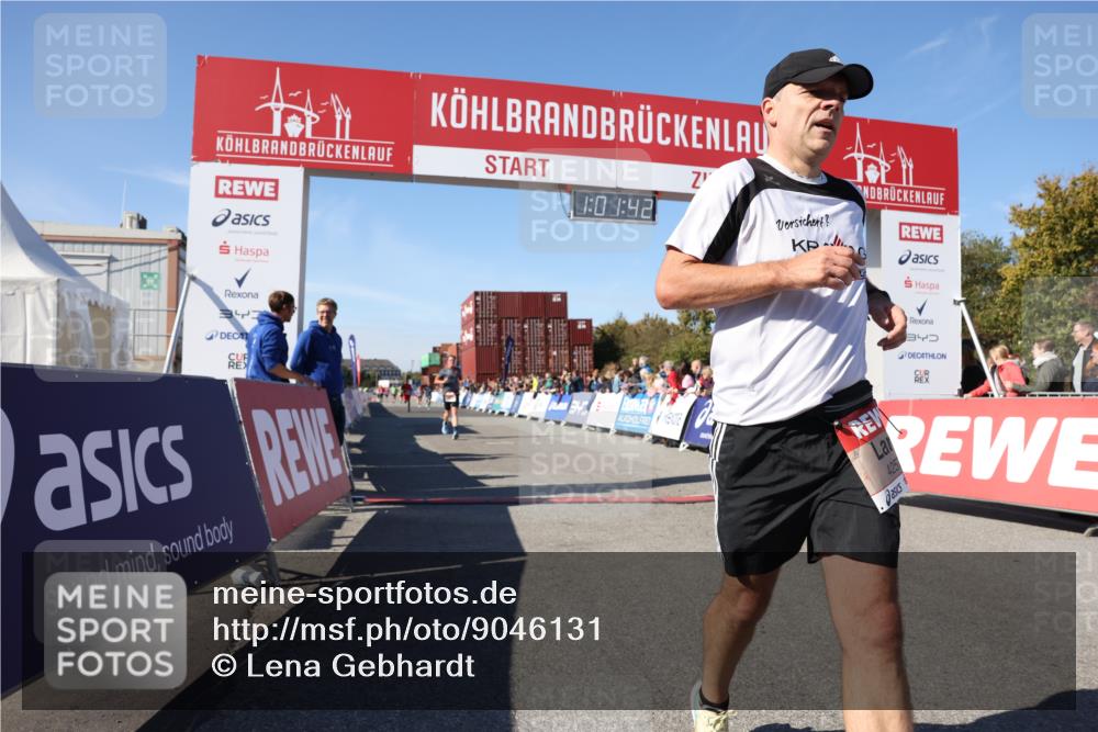 03.10.2025 - Köhlbrandbrückenlauf Lena Gebhardt http://msf.ph/oto/9046131 03.10.2025 13:01:43 Ziel 4047, 4220, 4257, 5671, 5739, 6801 meine-sportfotos.de