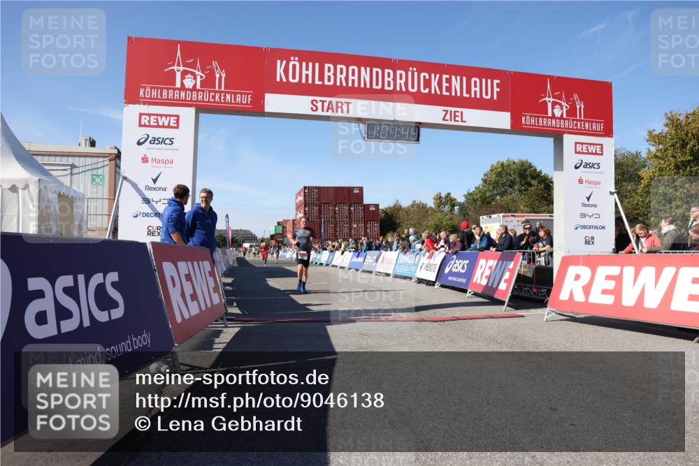 03.10.2025 - Köhlbrandbrückenlauf Lena Gebhardt http://msf.ph/oto/9046138 03.10.2025 13:01:44 Ziel 4047, 4220, 4257, 5671, 5739 meine-sportfotos.de