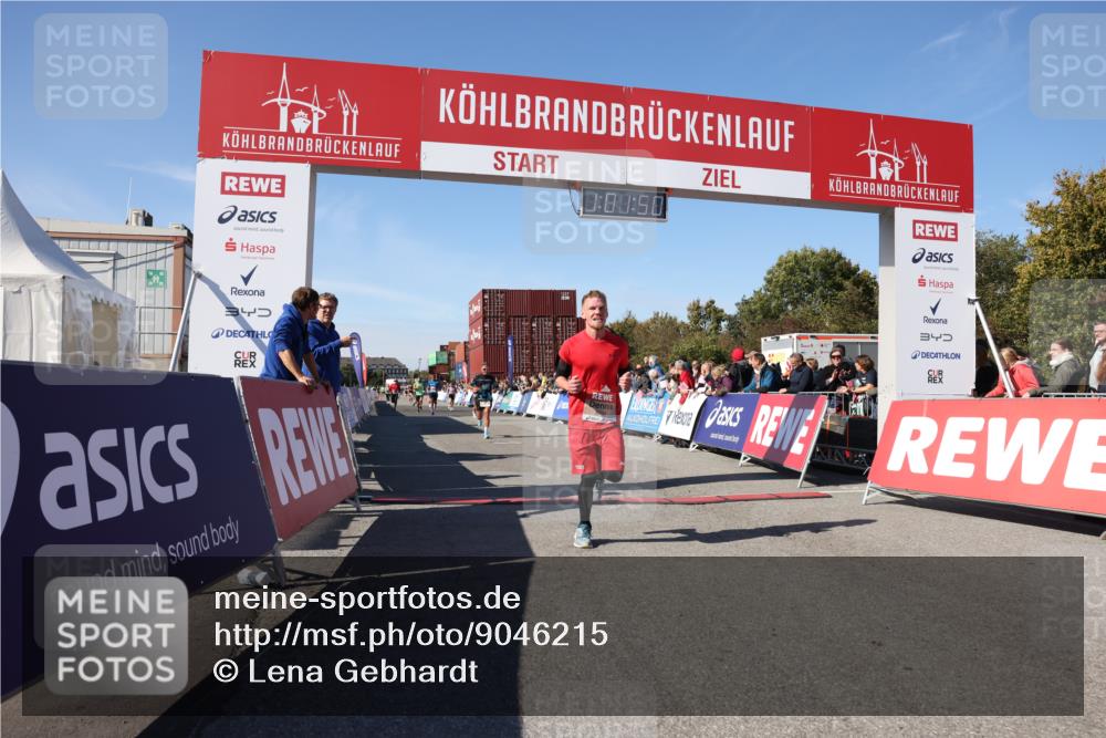 03.10.2025 - Köhlbrandbrückenlauf Lena Gebhardt http://msf.ph/oto/9046215 03.10.2025 13:01:51 Ziel 4162, 4206, 4258, 4543, 5671, 5692, 5718, 5739 meine-sportfotos.de