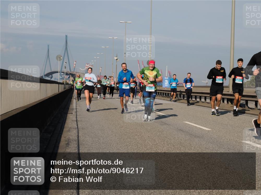 03.10.2025 - Köhlbrandbrückenlauf Fabian Wolf http://msf.ph/oto/9046217 03.10.2025 09:58:22 Position 3 3348, 3 meine-sportfotos.de
