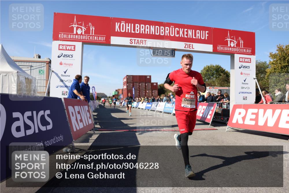 03.10.2025 - Köhlbrandbrückenlauf Lena Gebhardt http://msf.ph/oto/9046228 03.10.2025 13:01:51 Ziel 4162, 4206, 4258, 4543, 5671, 5692, 5718, 5739 meine-sportfotos.de