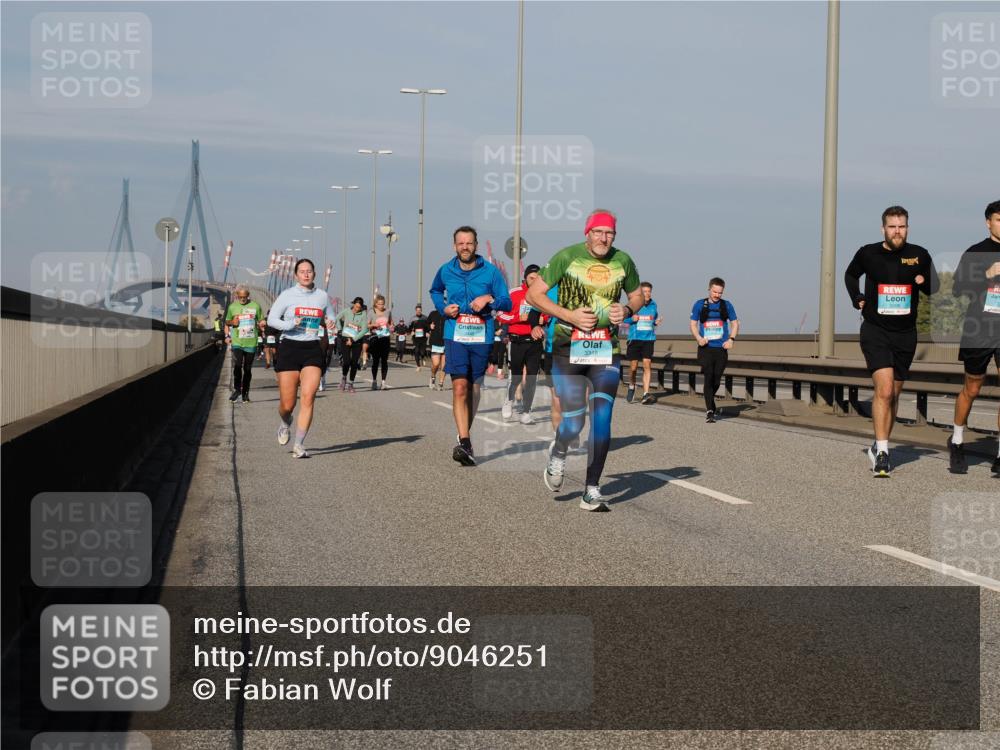 03.10.2025 - Köhlbrandbrückenlauf Fabian Wolf http://msf.ph/oto/9046251 03.10.2025 09:58:23 Position 3 3348 meine-sportfotos.de