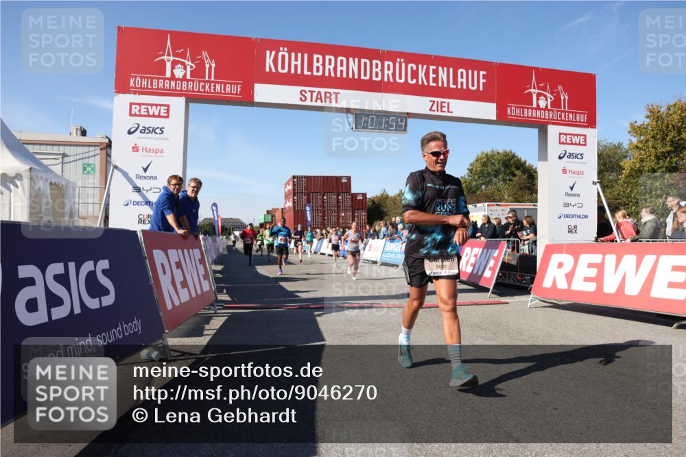 03.10.2025 - Köhlbrandbrückenlauf Lena Gebhardt http://msf.ph/oto/9046270 03.10.2025 13:01:55 Ziel 4025, 4118, 4162, 4206, 4258, 4543, 4907, 5671, 5692, 5703, 5718, 5739, 6235 meine-sportfotos.de