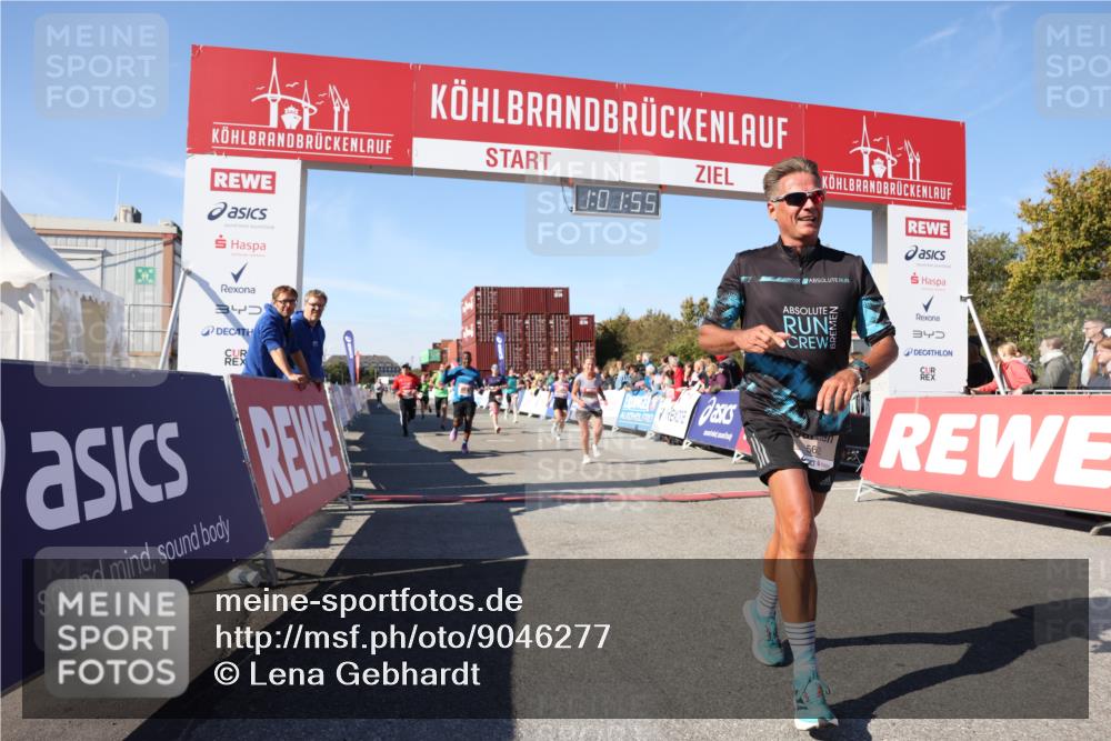 03.10.2025 - Köhlbrandbrückenlauf Lena Gebhardt http://msf.ph/oto/9046277 03.10.2025 13:01:55 Ziel 4025, 4118, 4162, 4206, 4258, 4543, 4907, 5671, 5692, 5703, 5718, 5739, 6235 meine-sportfotos.de