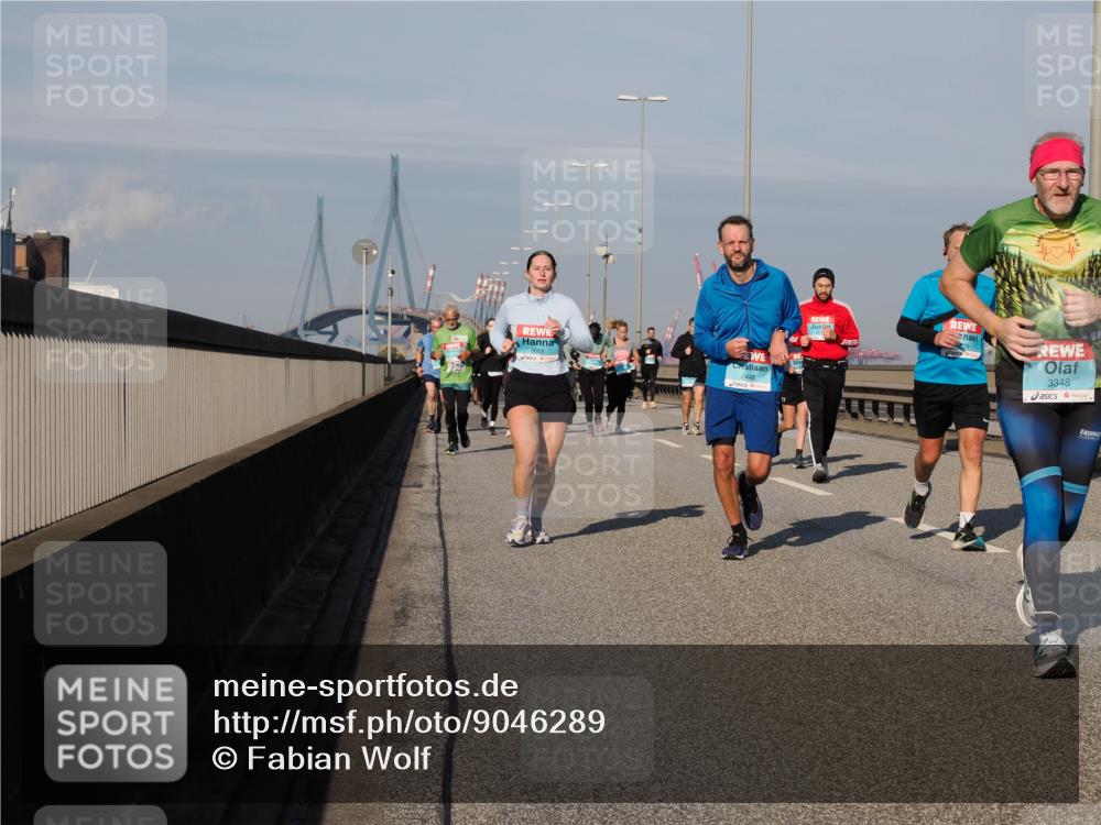 03.10.2025 - Köhlbrandbrückenlauf Fabian Wolf http://msf.ph/oto/9046289 03.10.2025 09:58:25 Position 3 2448, 3348 meine-sportfotos.de