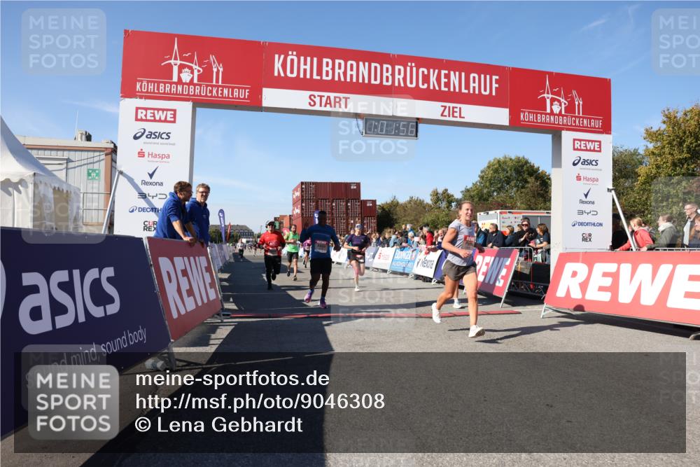 03.10.2025 - Köhlbrandbrückenlauf Lena Gebhardt http://msf.ph/oto/9046308 03.10.2025 13:01:56 Ziel 4025, 4118, 4162, 4206, 4258, 4543, 4907, 5692, 5703, 5718, 5739, 6235 meine-sportfotos.de