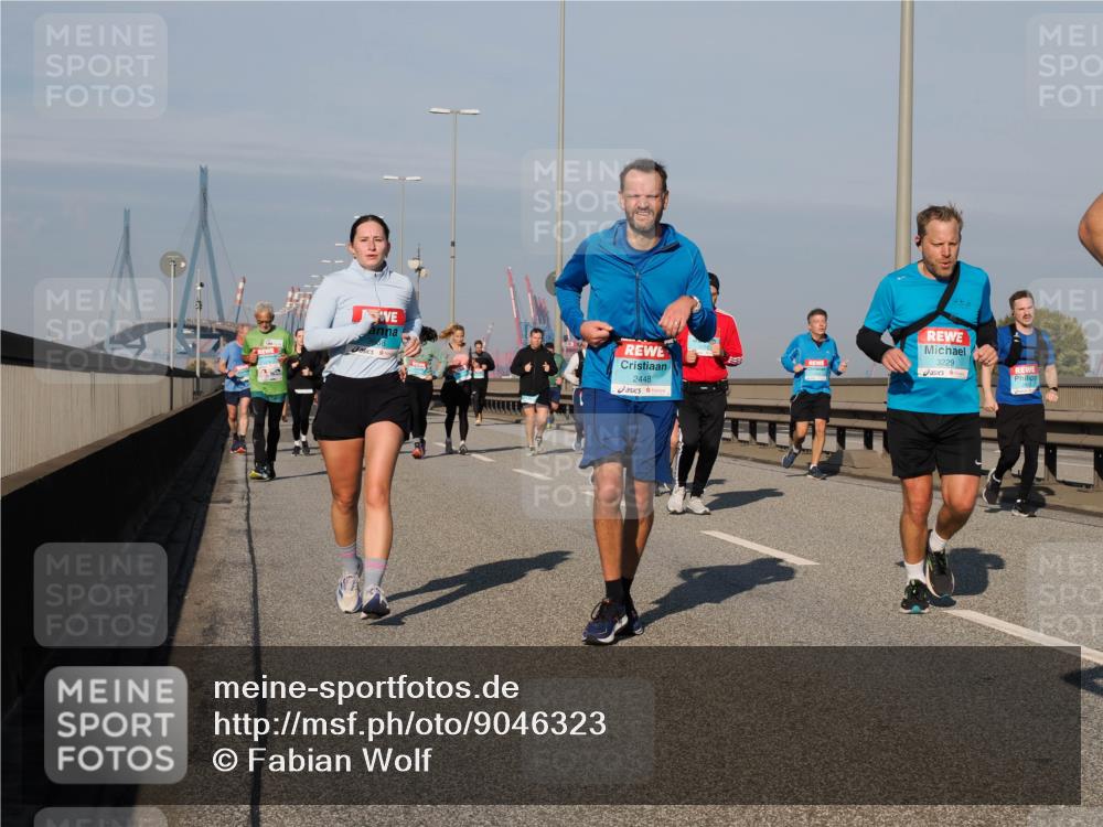 03.10.2025 - Köhlbrandbrückenlauf Fabian Wolf http://msf.ph/oto/9046323 03.10.2025 09:58:26 Position 3 2448, 3229 meine-sportfotos.de