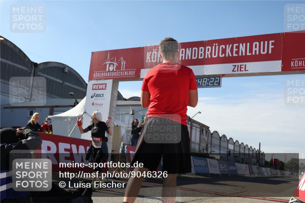 03.10.2025 - Köhlbrandbrückenlauf Luisa Fischer http://msf.ph/oto/9046326 03.10.2025 13:48:21 Ziel 4824, 5735, 6164, 6165 meine-sportfotos.de