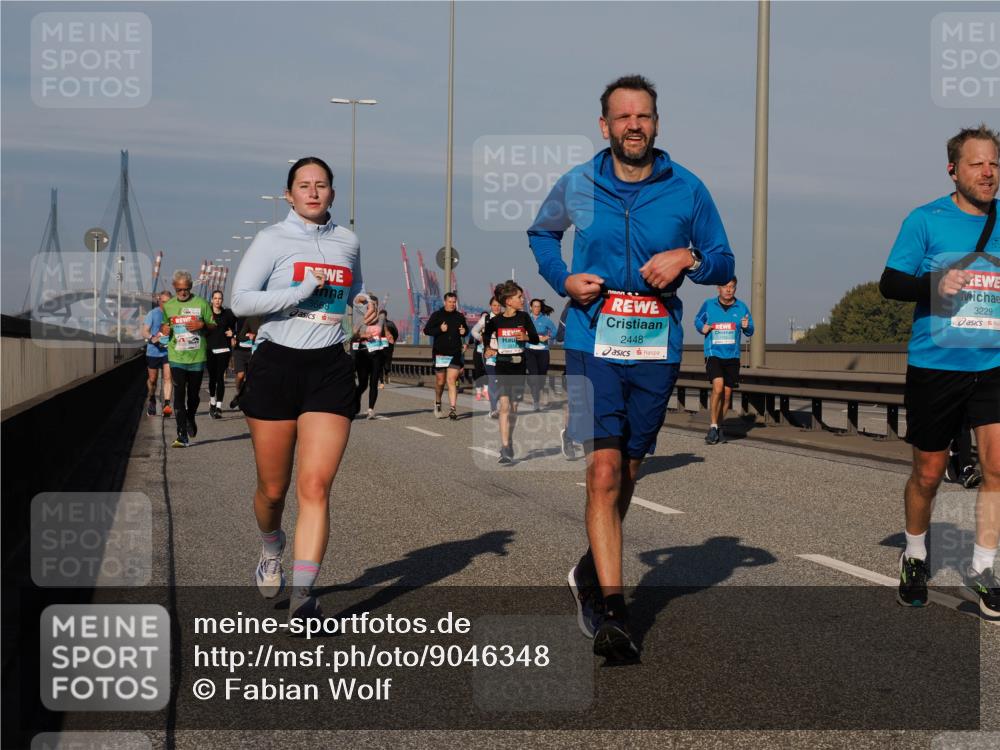 03.10.2025 - Köhlbrandbrückenlauf Fabian Wolf http://msf.ph/oto/9046348 03.10.2025 09:58:27 Position 3 3668, 2448, 3229 meine-sportfotos.de
