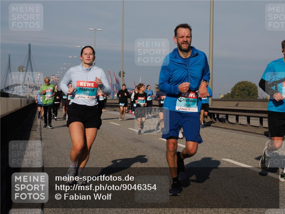 03.10.2025 - Köhlbrandbrückenlauf Fabian Wolf http://msf.ph/oto/9046354 03.10.2025 09:58:27 Position 3 3668, 3219, 2448 meine-sportfotos.de