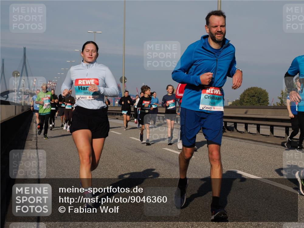 03.10.2025 - Köhlbrandbrückenlauf Fabian Wolf http://msf.ph/oto/9046360 03.10.2025 09:58:27 Position 3 3668, 2448 meine-sportfotos.de