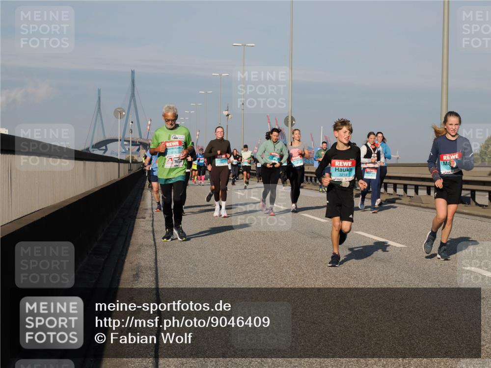03.10.2025 - Köhlbrandbrückenlauf Fabian Wolf http://msf.ph/oto/9046409 03.10.2025 09:58:30 Position 3 1276, 3219 meine-sportfotos.de
