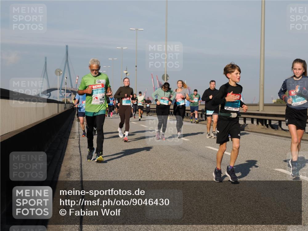 03.10.2025 - Köhlbrandbrückenlauf Fabian Wolf http://msf.ph/oto/9046430 03.10.2025 09:58:30 Position 3 1276, 3220 meine-sportfotos.de