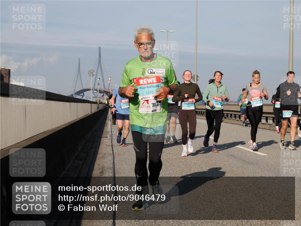 03.10.2025 - Köhlbrandbrückenlauf Fabian Wolf http://msf.ph/oto/9046479 03.10.2025 09:58:32 Position 3 2013, 1276, 1761 meine-sportfotos.de