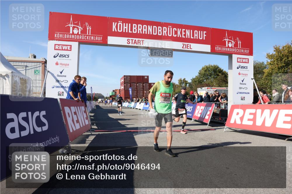 03.10.2025 - Köhlbrandbrückenlauf Lena Gebhardt http://msf.ph/oto/9046494 03.10.2025 13:02:05 Ziel 4025, 4118, 4162, 4206, 4258, 4543, 4907, 5703, 5718, 6032, 6235, 6461 meine-sportfotos.de