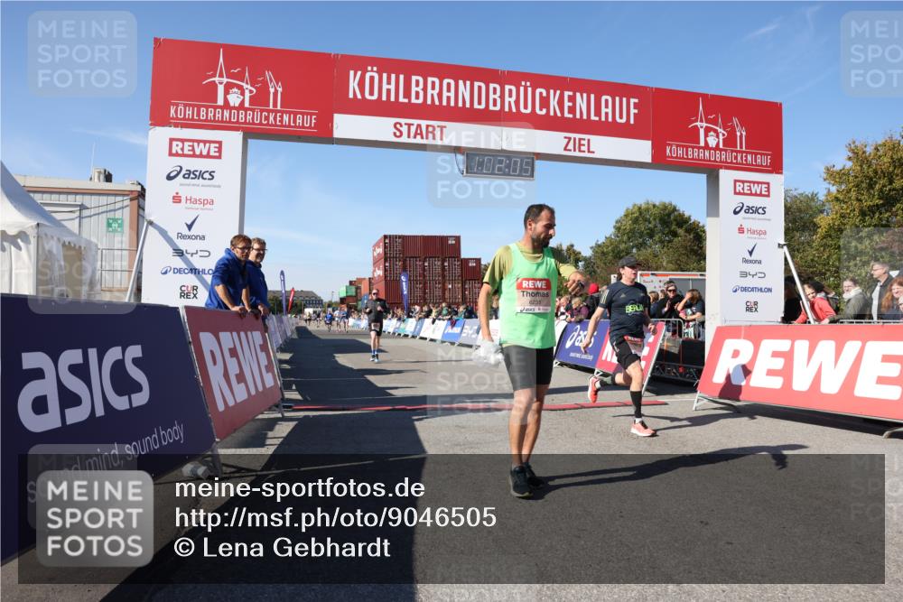 03.10.2025 - Köhlbrandbrückenlauf Lena Gebhardt http://msf.ph/oto/9046505 03.10.2025 13:02:05 Ziel 4025, 4118, 4162, 4206, 4258, 4543, 4907, 5703, 5718, 6032, 6235, 6461 meine-sportfotos.de