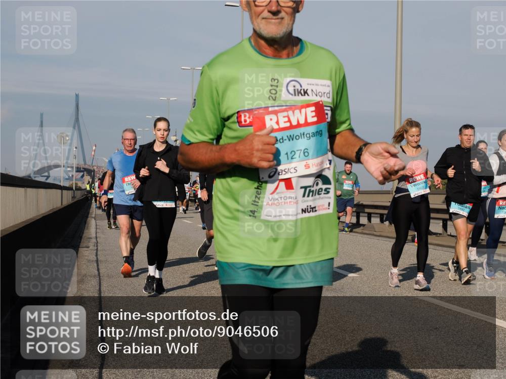 03.10.2025 - Köhlbrandbrückenlauf Fabian Wolf http://msf.ph/oto/9046506 03.10.2025 09:58:33 Position 3 14, 2013, 1276, 1907, 1492 meine-sportfotos.de
